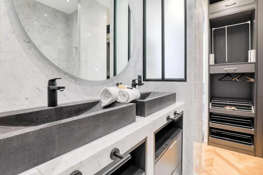Magnifique Loft 130M2 Louvre, Palais Royal Apartment Paris